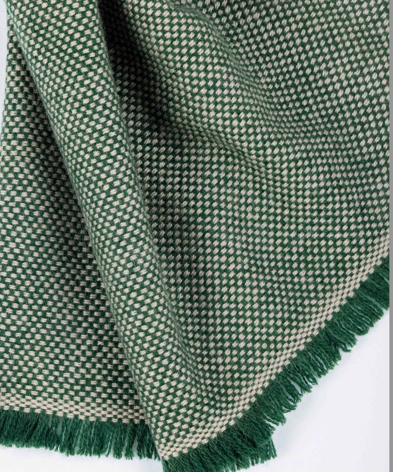 WD29 - Basket Weave Scarf perspective view