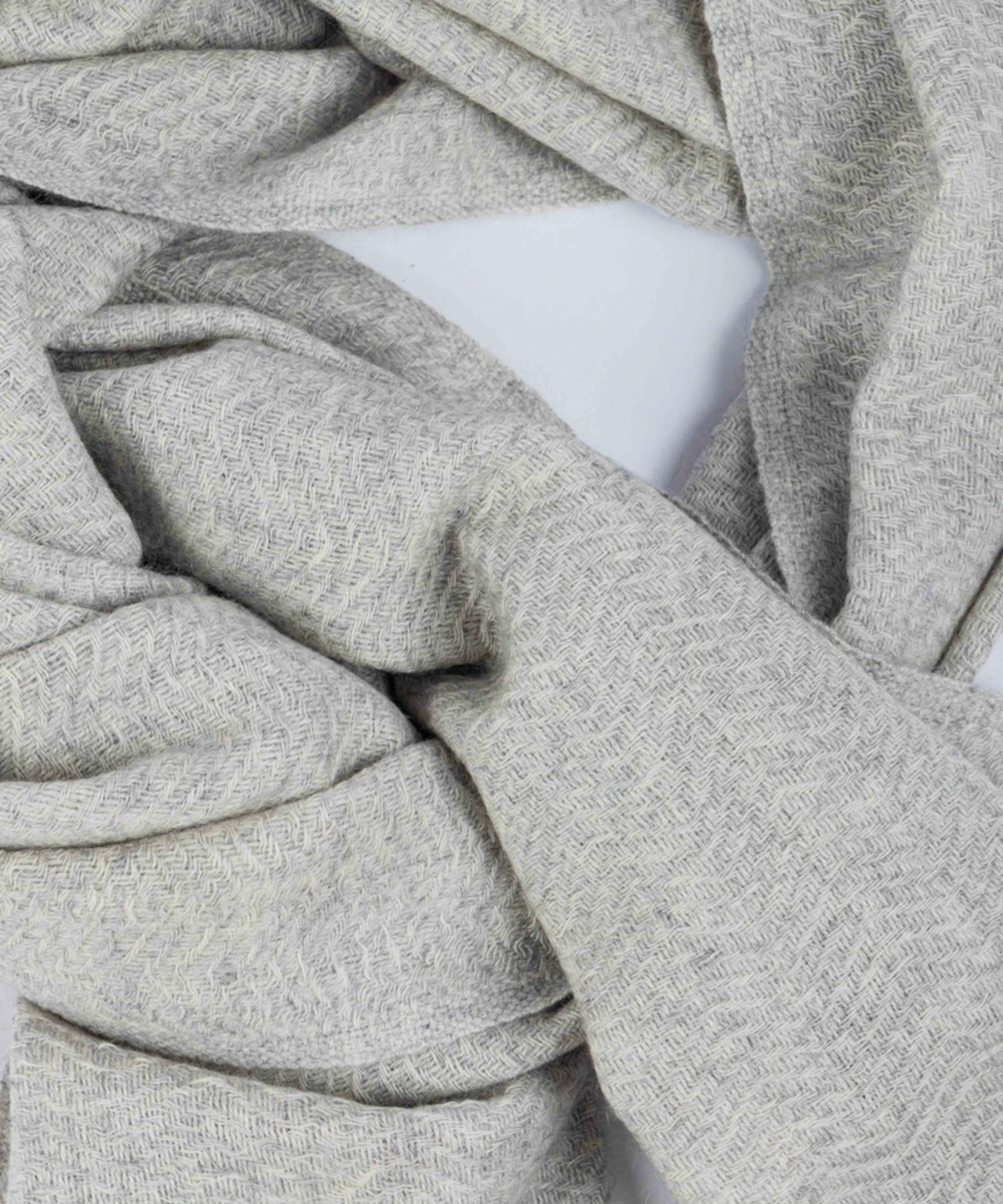WD33 - Herring Bone Big Scarf detail view